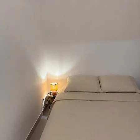 T2 Idéalement Situé, Rue Fesch Ajaccio (Corsica)